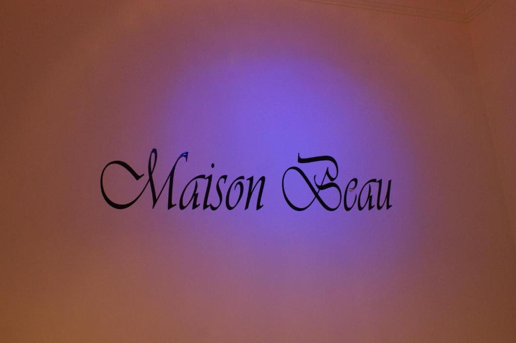 Maison Beau Bed & Breakfast Zonhoven Exterior photo